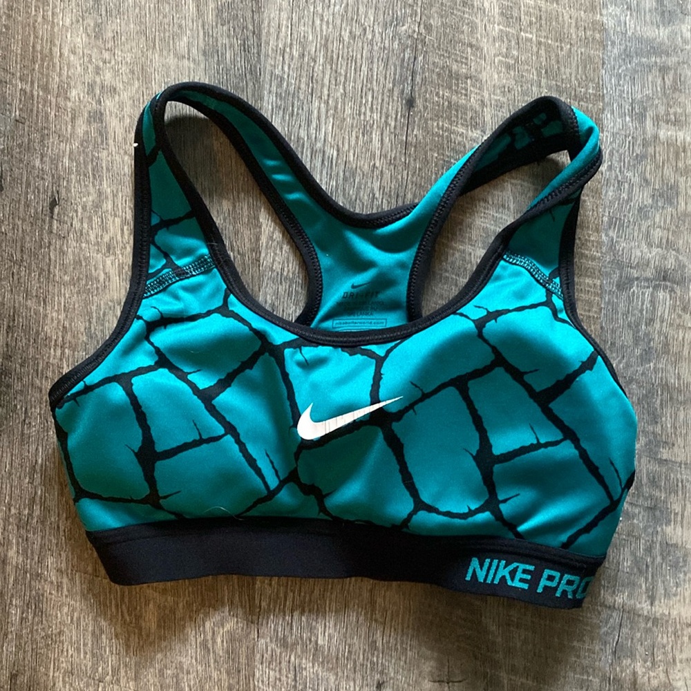 Nike Pro Sports Bra